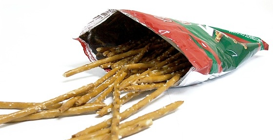 Image of pretzel sticks in a bag