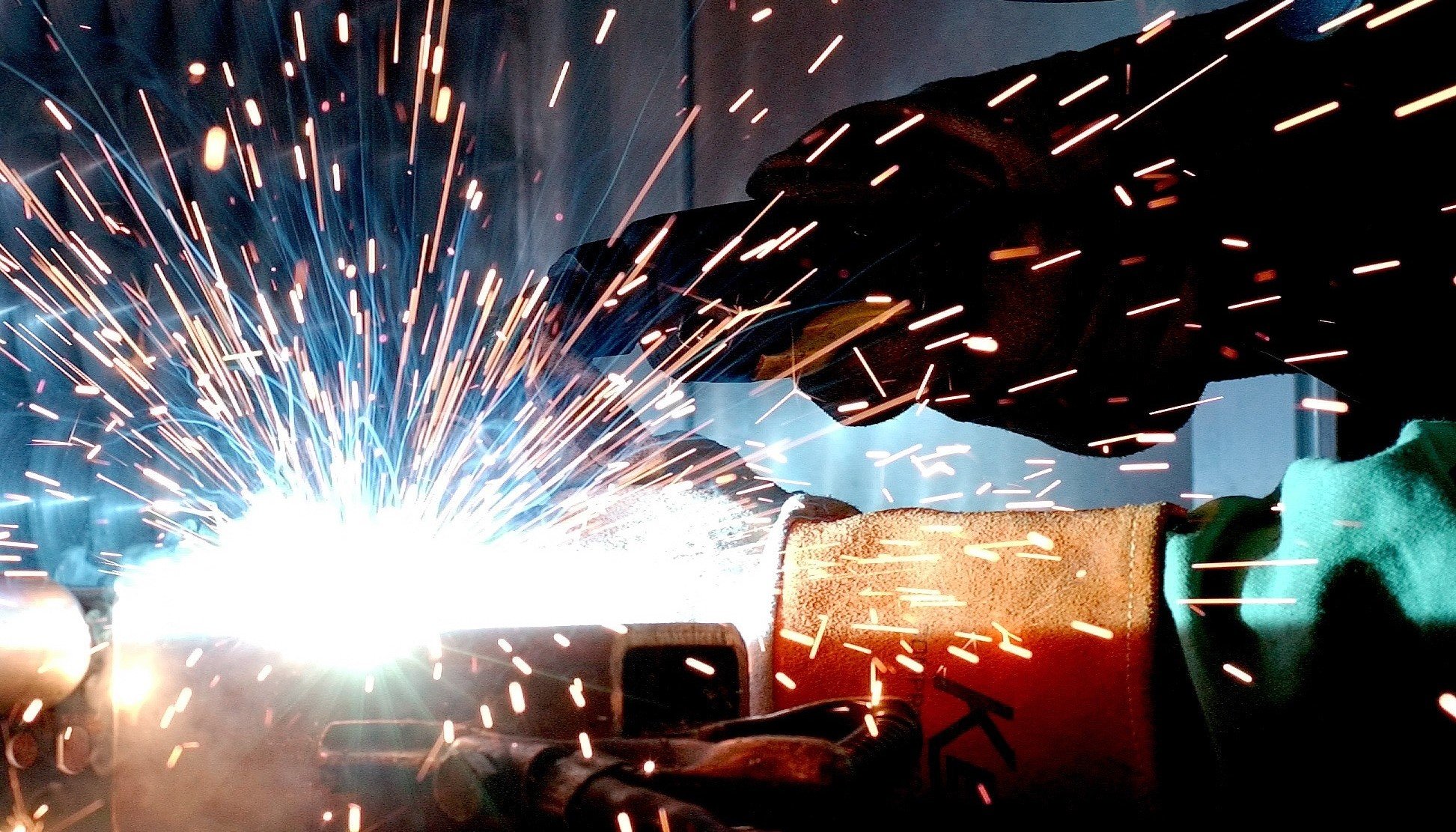 nitrogen-generators-used-in-metal-fabrication